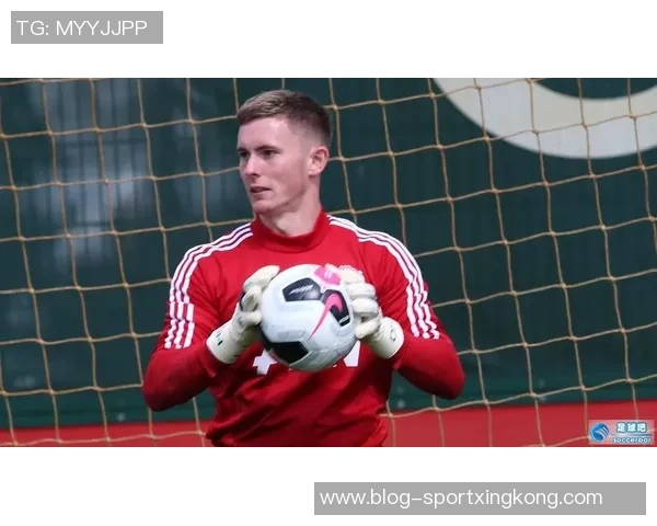 拜仁签下冈比亚18岁前锋恩迪亚耶进行租借仅参与一线队训练